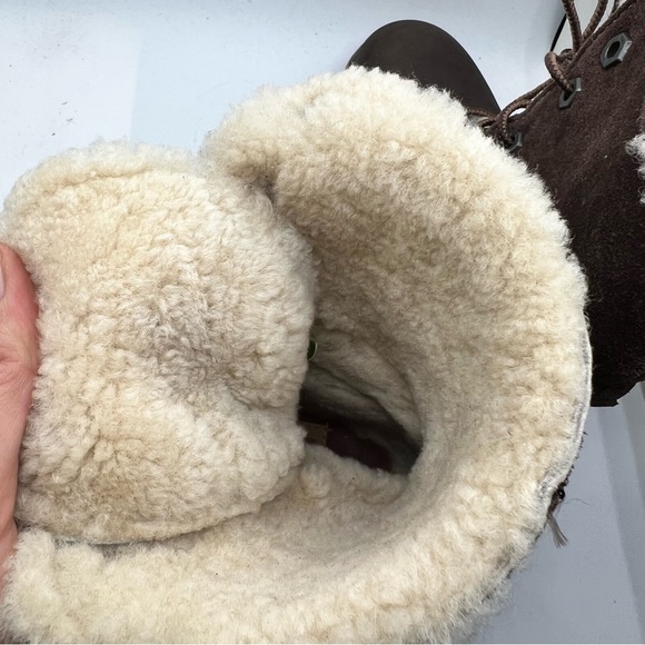 Timberland Womens Boots SZ 7 Brown Waterproof Fold Down Teddy Fleece. - Picture 12 of 12